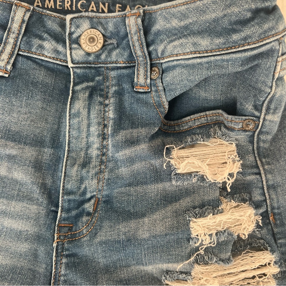 American Eagle High Rise Distressed Shortie Shorts - Picture 3 of 4